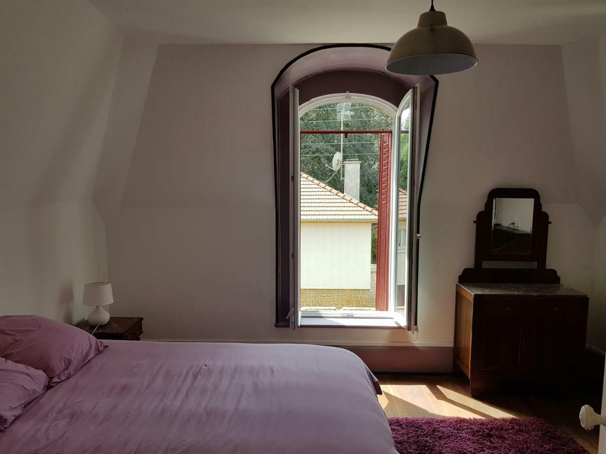 Appartement Atypique - 2 Chambres - Rue Calme Dans Centre Ville Sedan Bagian luar foto
